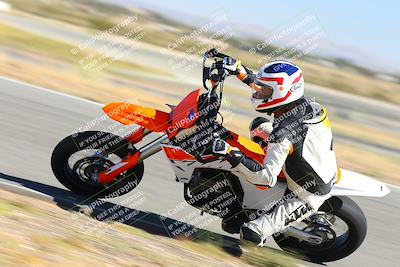 media/Oct-15-2023-TrackXperience (Sun) [[85198ff50b]]/Group 2/session 4 turn 3/